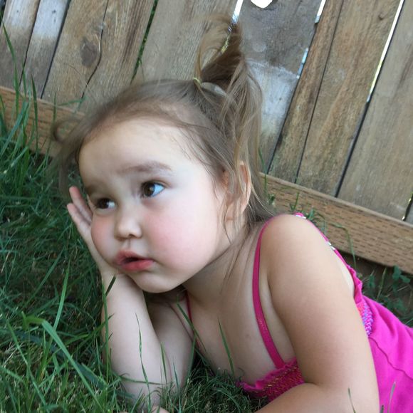 Meet your Posher, Larae - Picture 1 of 1